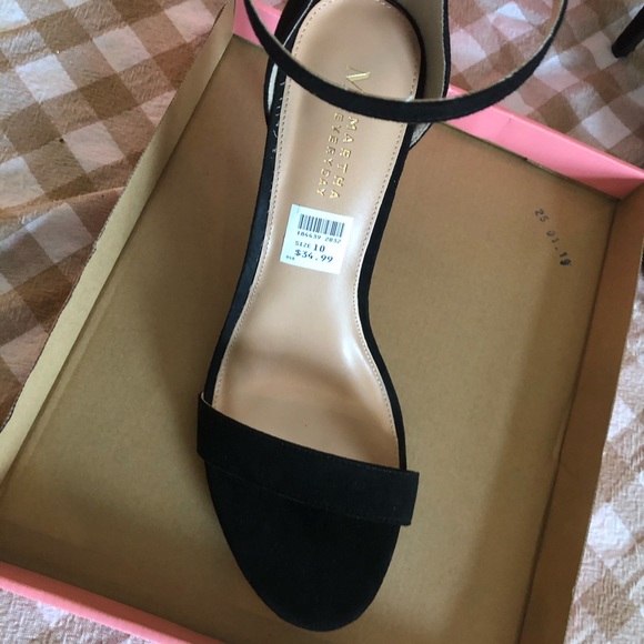 dressy heels 9.5 or 11 - Picture 3 of 6